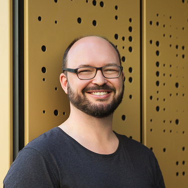 Chris Simon